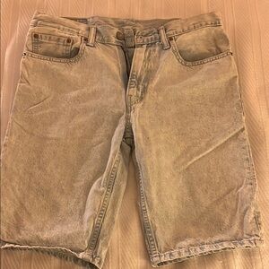 Levi’s Men's Light Wash Denim Shorts Size 32